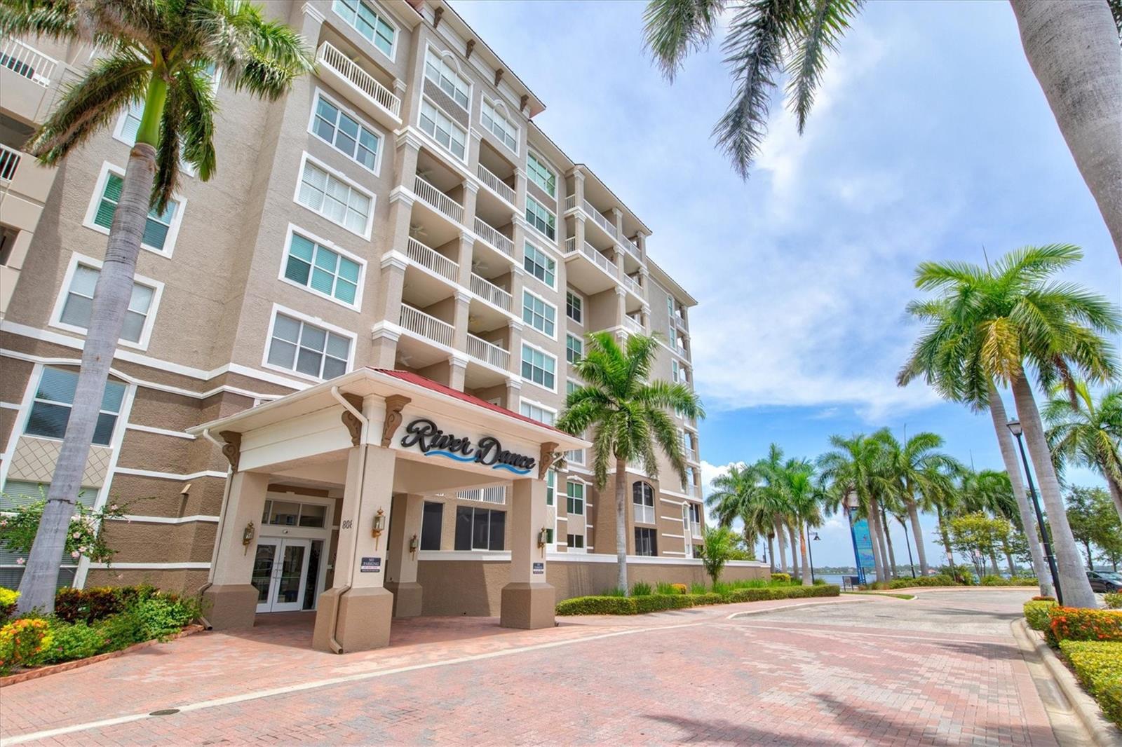 808 3RD AVE W #514, BRADENTON, FL, 34205