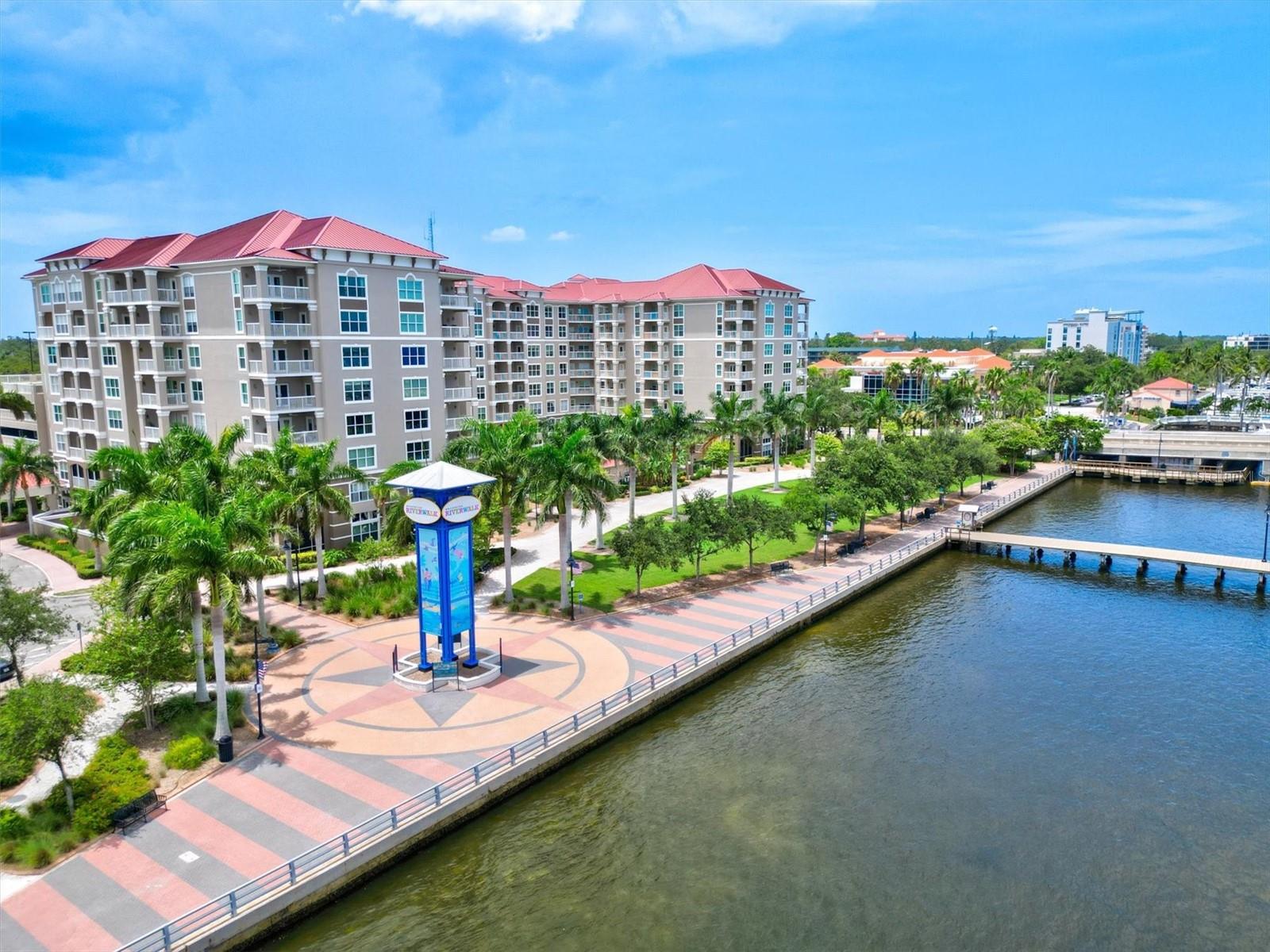808 3RD AVE W #514, BRADENTON, FL, 34205