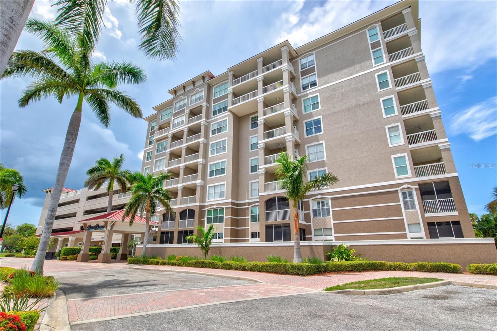 808 3RD AVE W #514, BRADENTON, FL, 34205