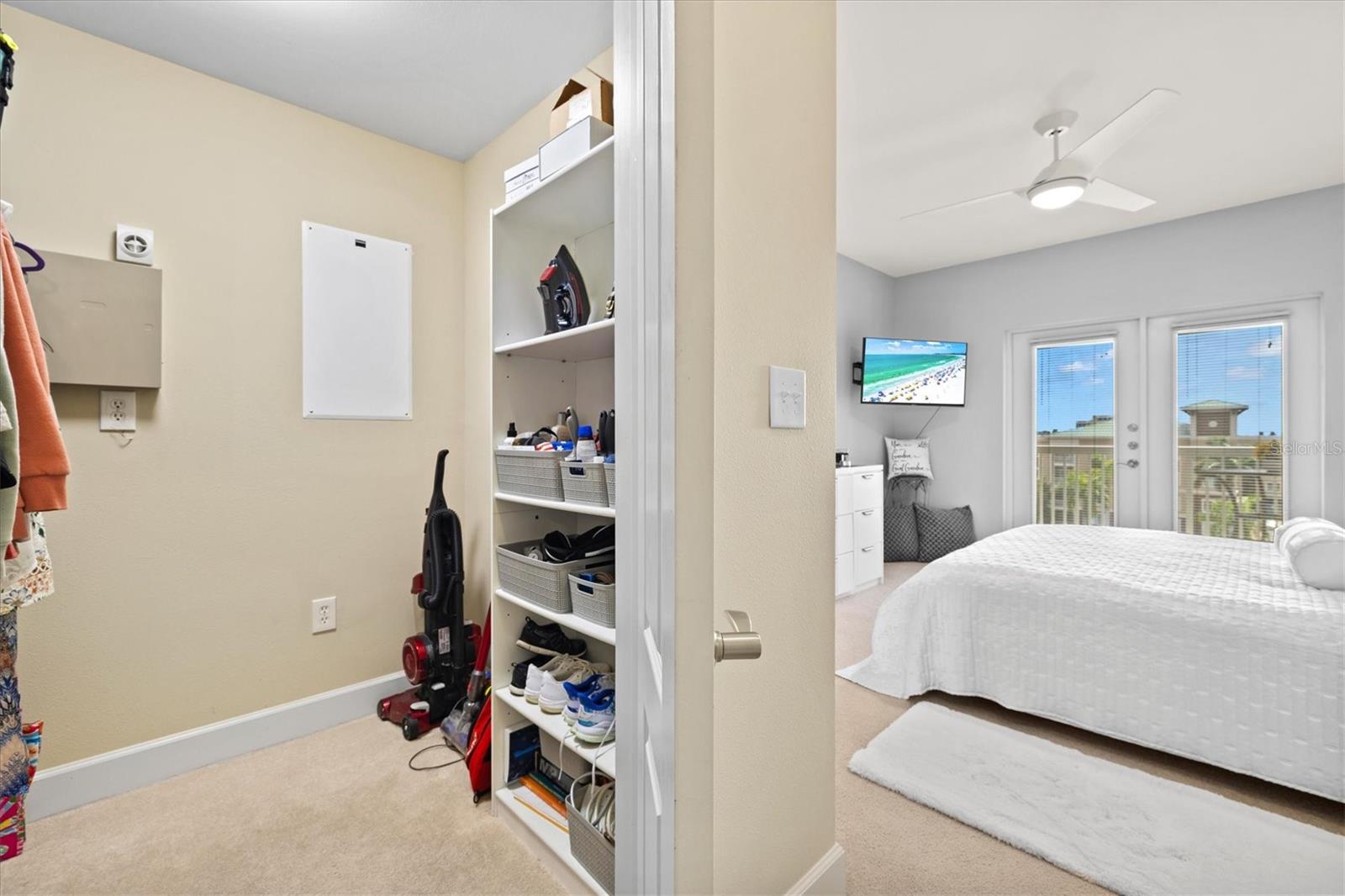 808 3RD AVE W #514, BRADENTON, FL, 34205