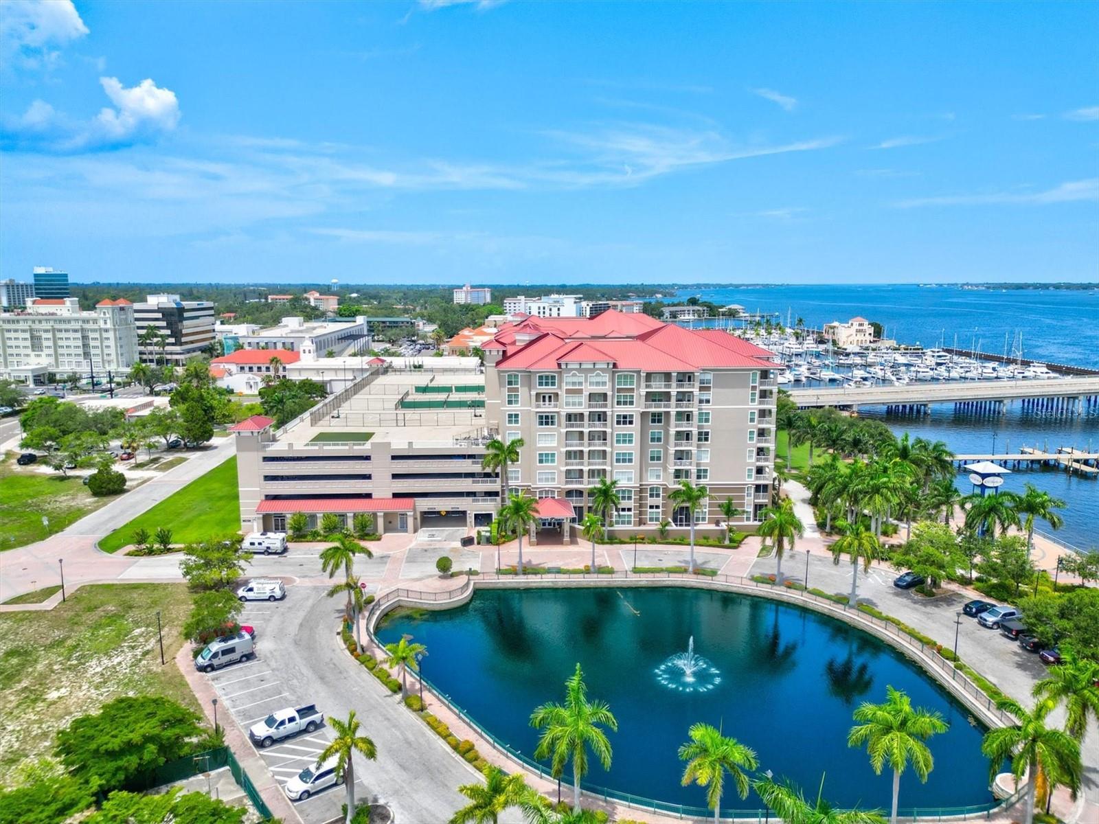 808 3RD AVE W #514, BRADENTON, FL, 34205