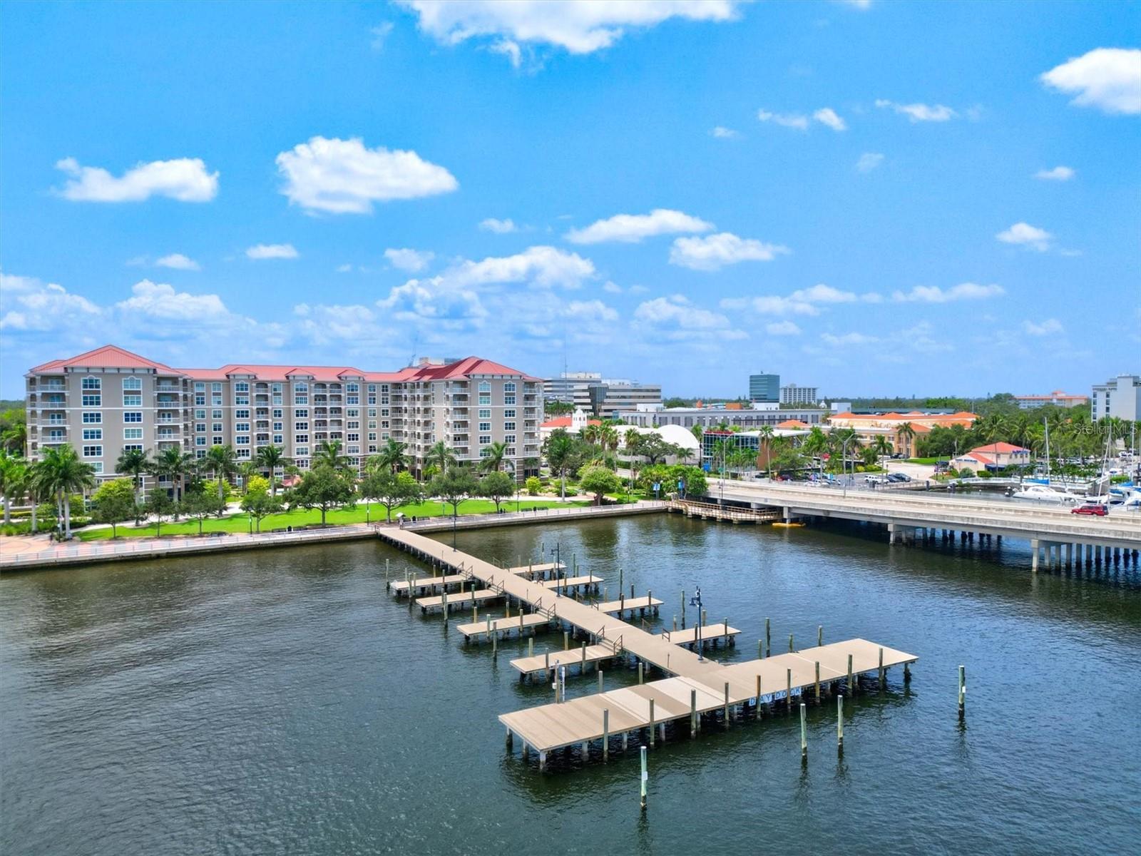 808 3RD AVE W #514, BRADENTON, FL, 34205