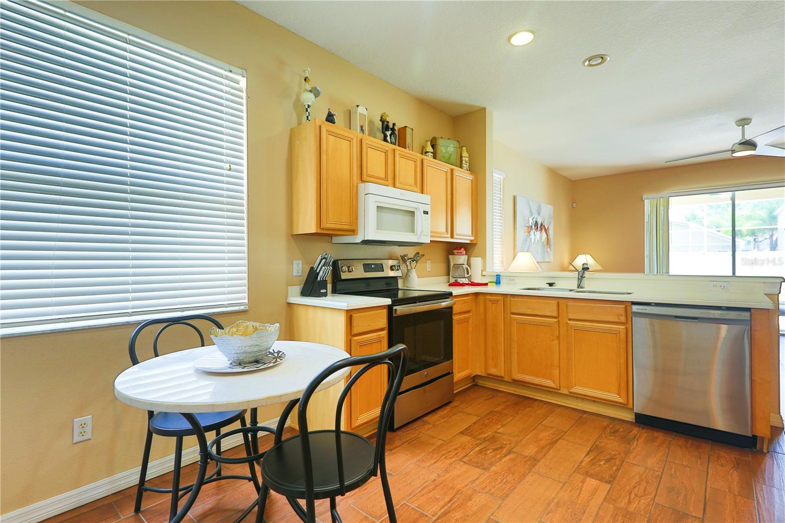 331 HENLEY CIR, DAVENPORT, FL, 33896