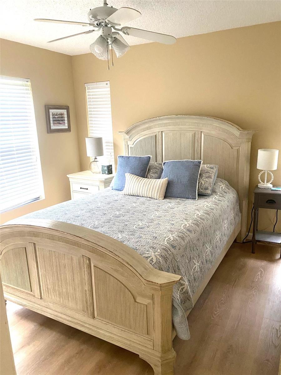 VILLAGE DES PINS I, SARASOTA, FL, 34238