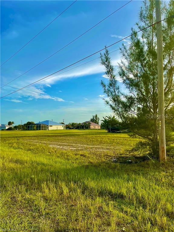 2300 NW 37TH AVE, CAPE CORAL, FL, 33993