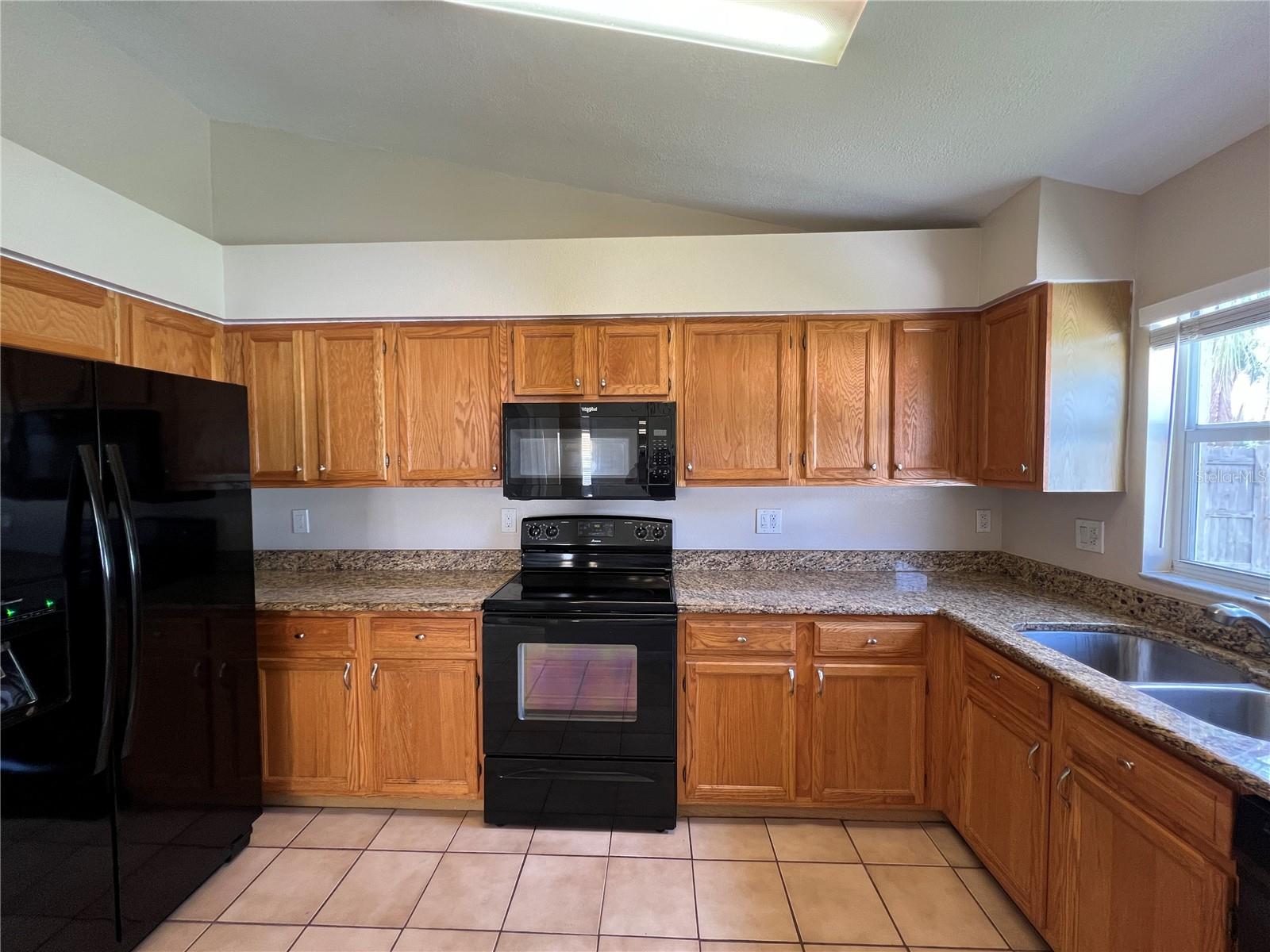 11902 LARK SONG LOOP, RIVERVIEW, FL, 33579