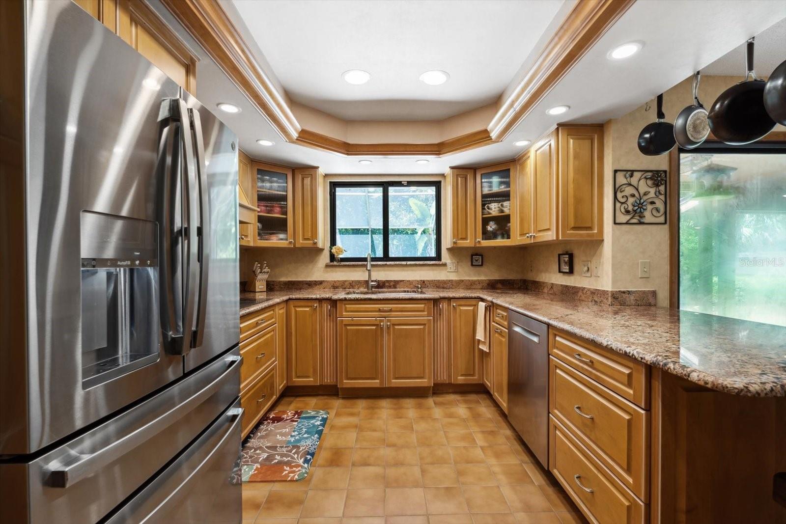 204 RIVER BLUFF DR, ORMOND BEACH, FL, 32174