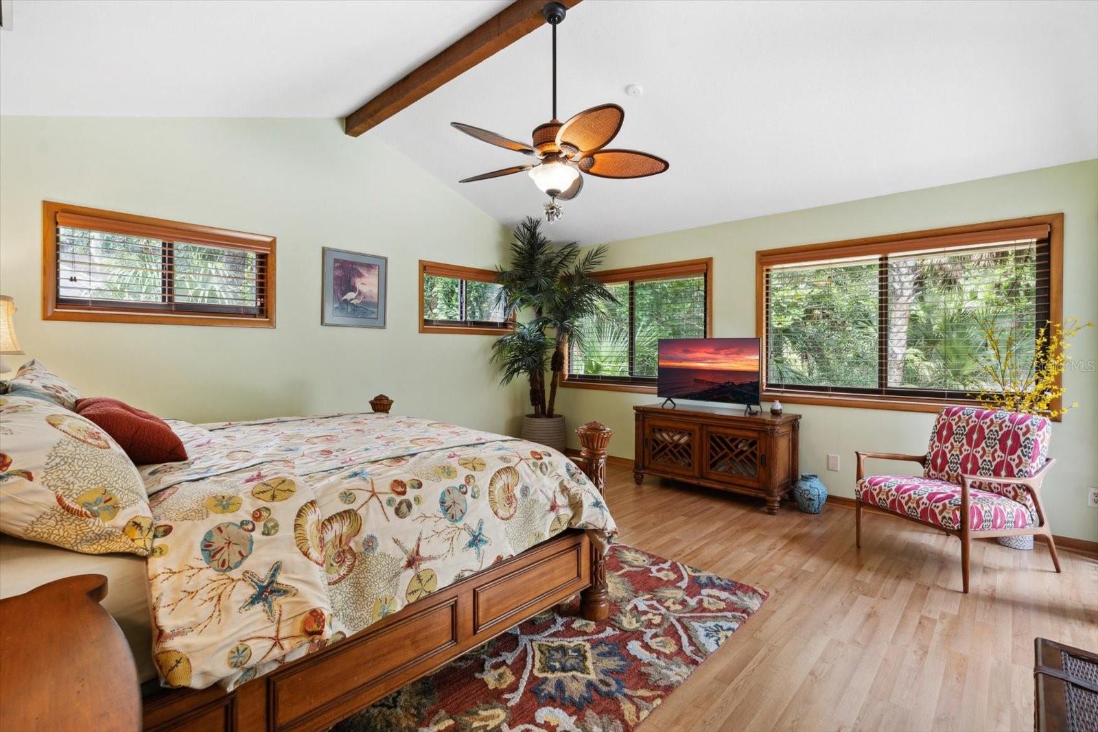204 RIVER BLUFF DR, ORMOND BEACH, FL, 32174