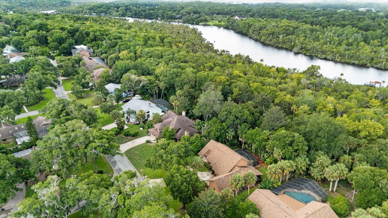 204 RIVER BLUFF DR, ORMOND BEACH, FL, 32174