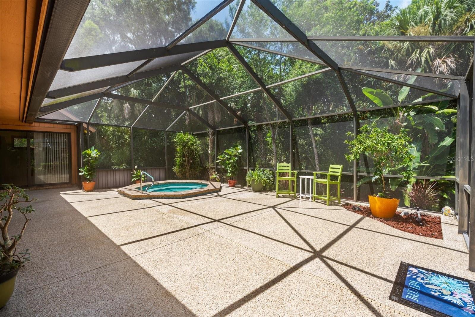 204 RIVER BLUFF DR, ORMOND BEACH, FL, 32174