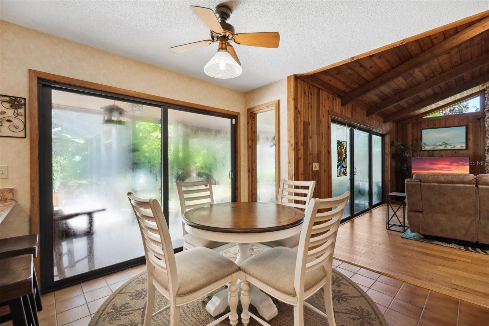 204 RIVER BLUFF DR, ORMOND BEACH, FL, 32174
