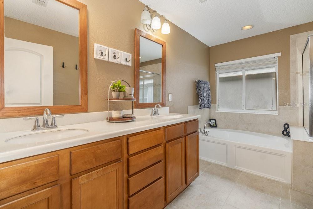635 BRIAR VIEW DR, ORANGE PARK, FL, 32065