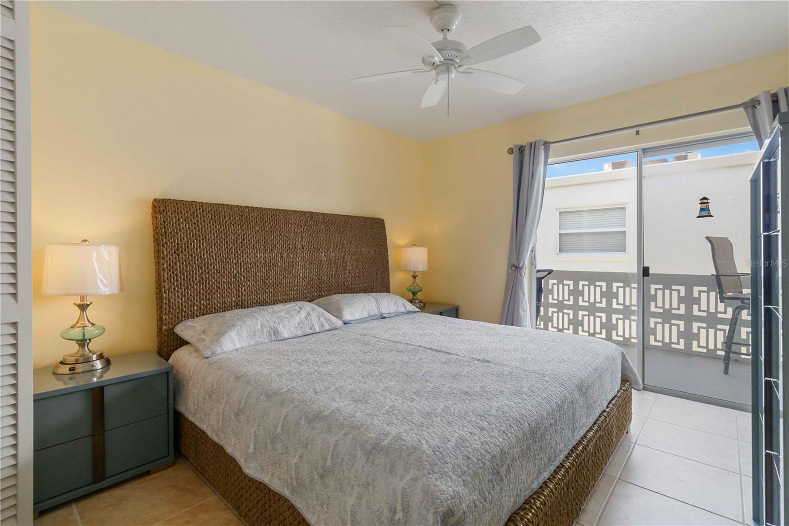 4800 OCEAN BEACH BLVD #304, COCOA BEACH, FL, 32931