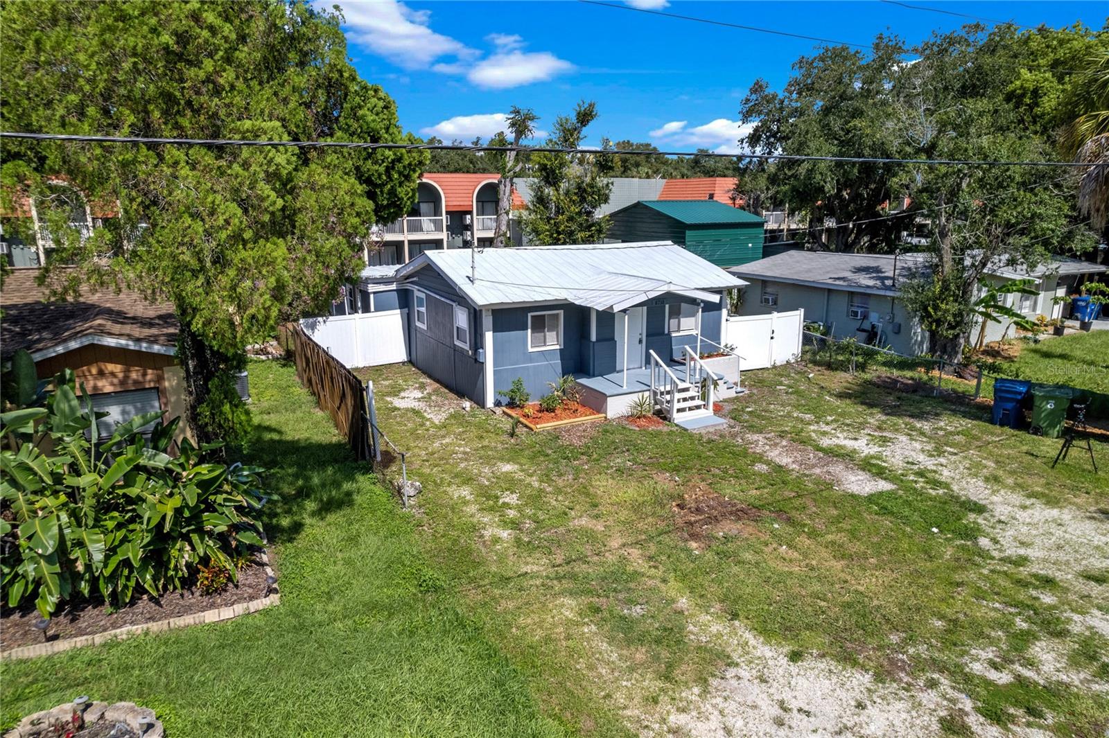 8738 N TANGERINE PL, TAMPA, FL, 33617