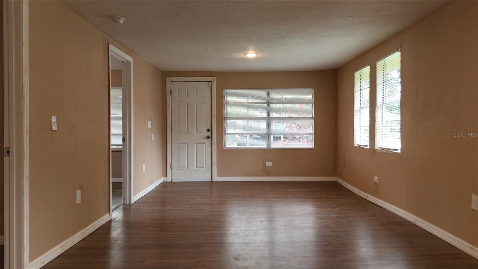 1017 WILLOW AVE, SANFORD, FL, 32771