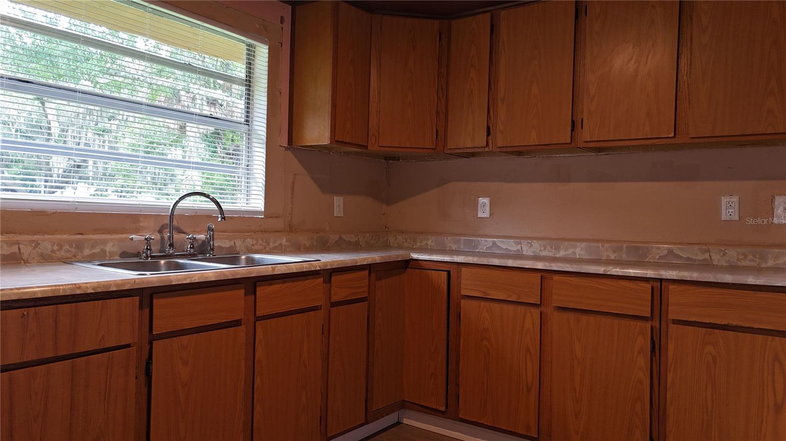 1017 WILLOW AVE, SANFORD, FL, 32771