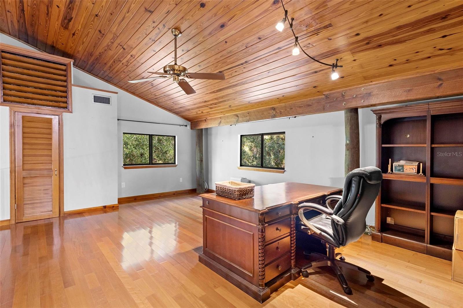 1205 SUTTON TRL, GENEVA, FL, 32732