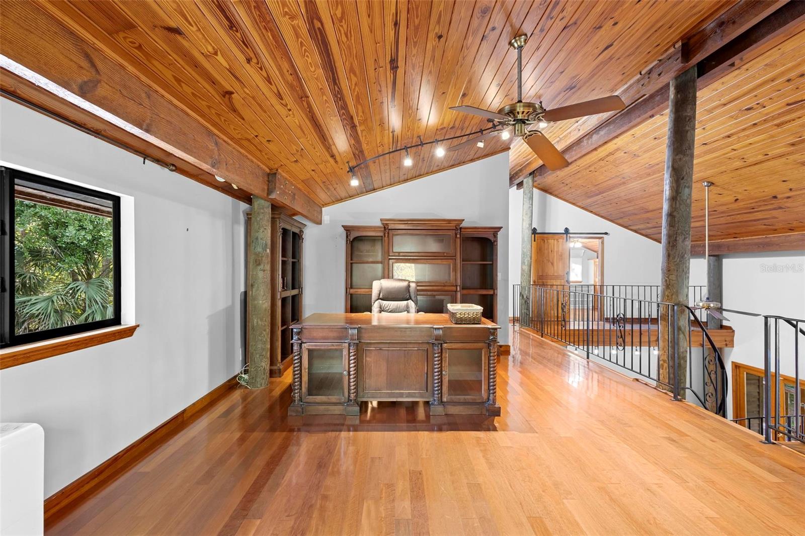 1205 SUTTON TRL, GENEVA, FL, 32732
