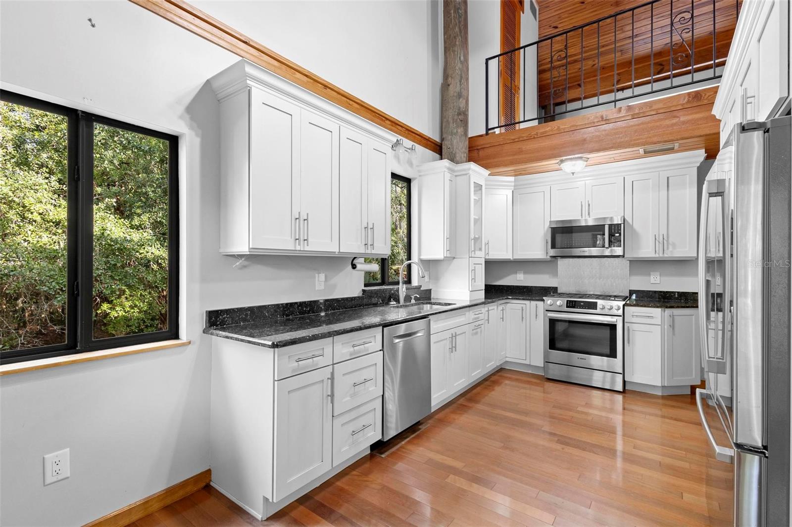 1205 SUTTON TRL, GENEVA, FL, 32732