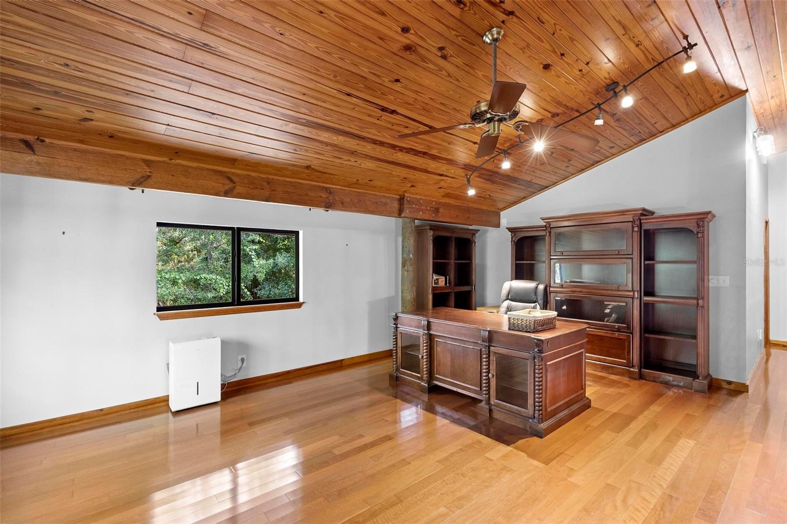 1205 SUTTON TRL, GENEVA, FL, 32732
