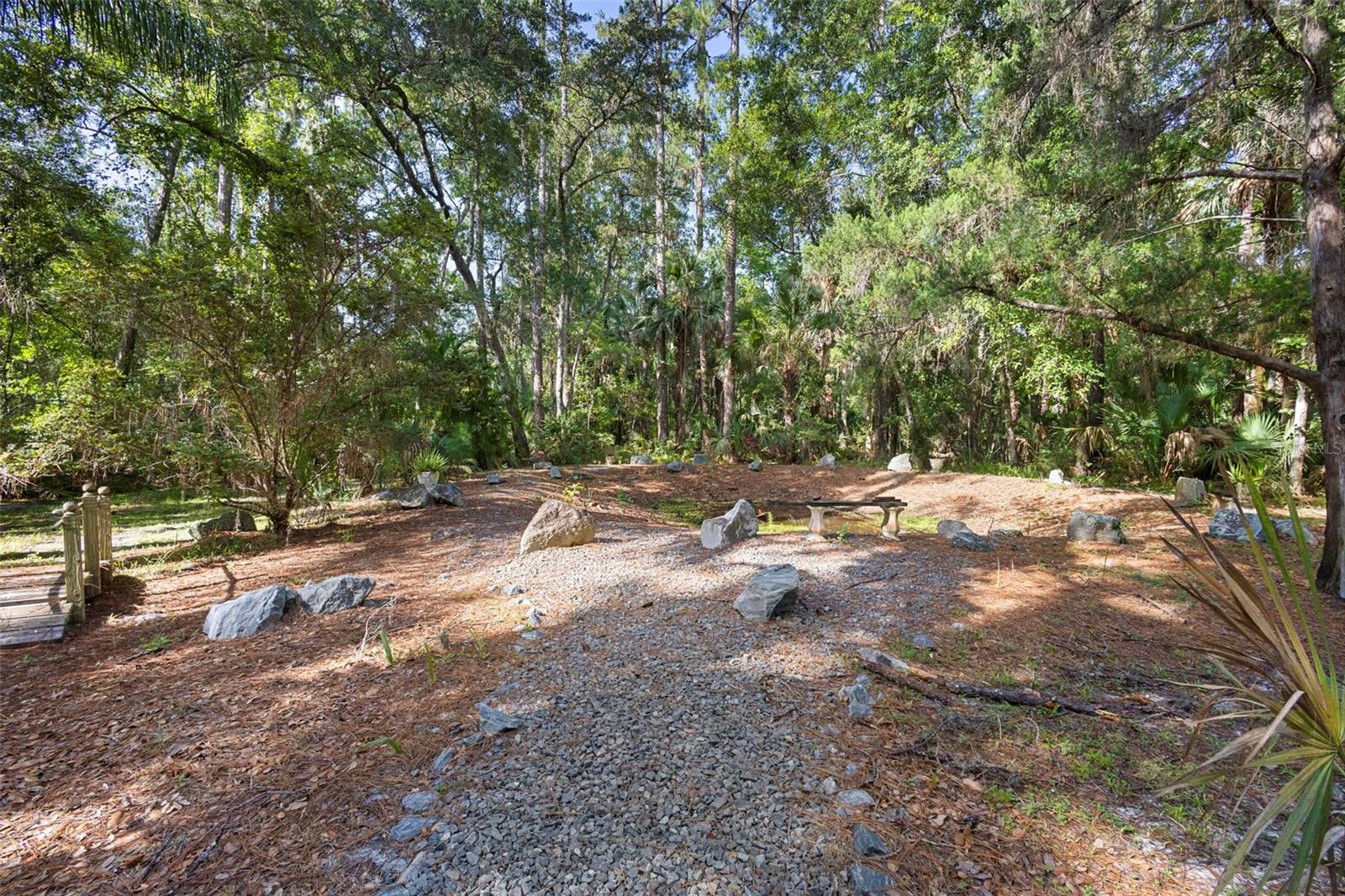 1205 SUTTON TRL, GENEVA, FL, 32732
