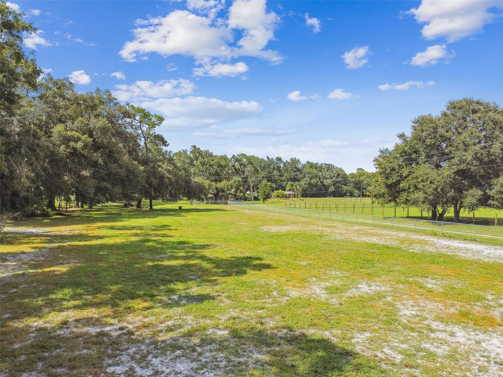 3520 LESLIE WEST RD, DOVER, FL, 33527