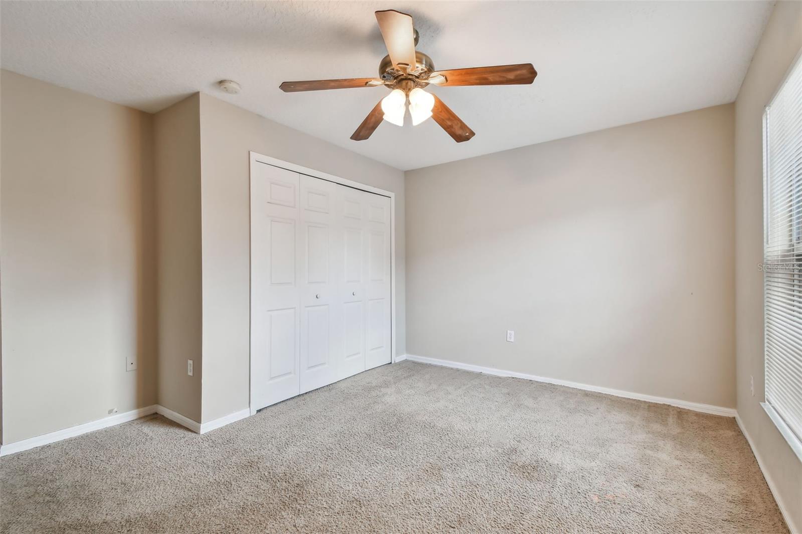 1561 E MERRICK DR, DELTONA, FL, 32738