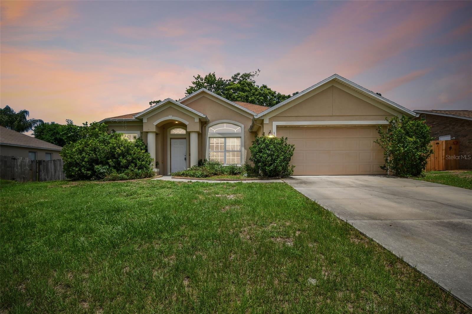 1561 E MERRICK DR, DELTONA, FL, 32738