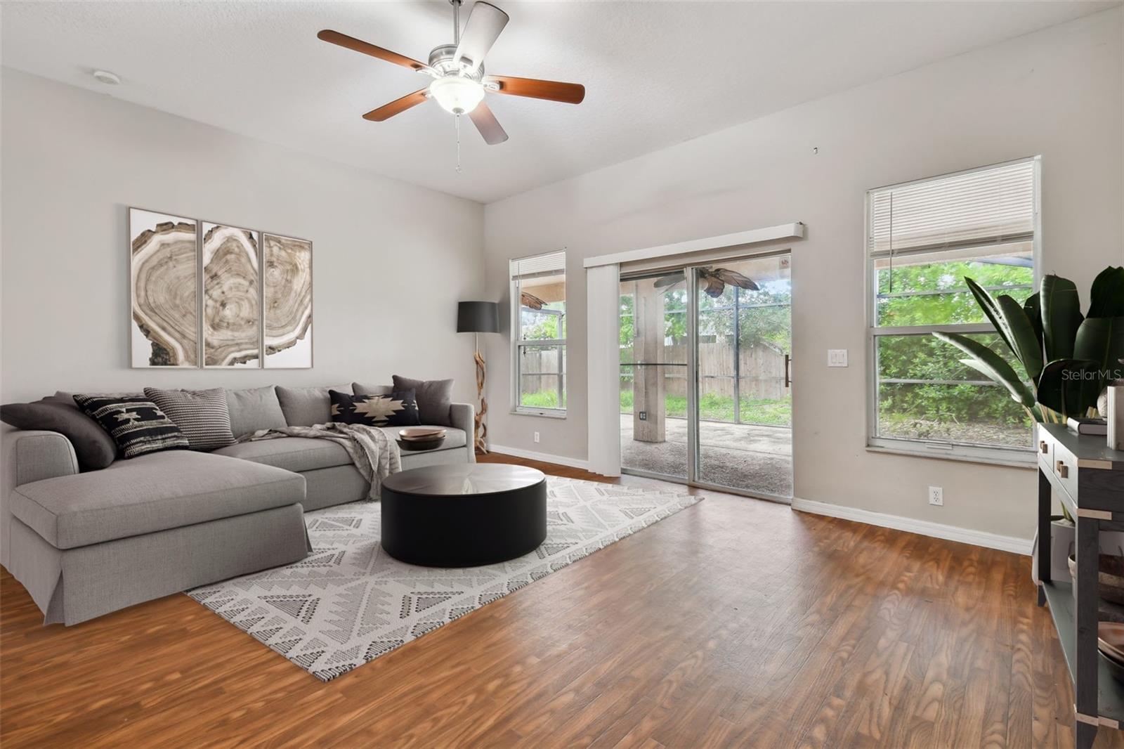 1561 E MERRICK DR, DELTONA, FL, 32738