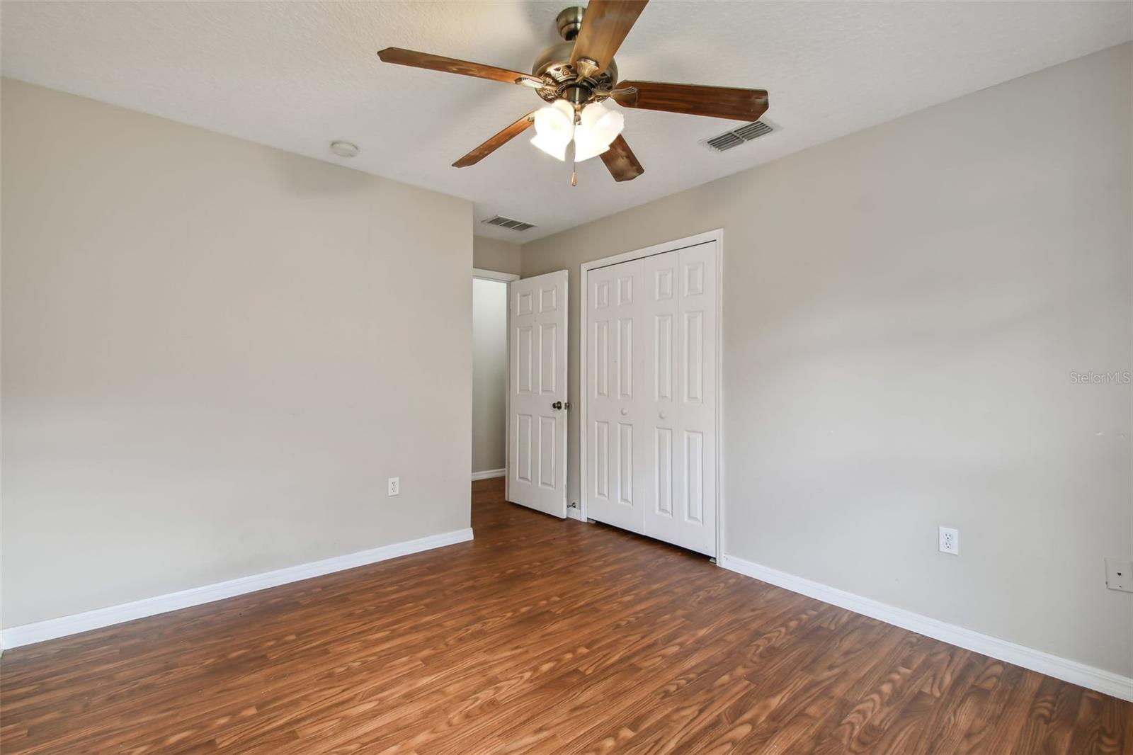 1561 E MERRICK DR, DELTONA, FL, 32738