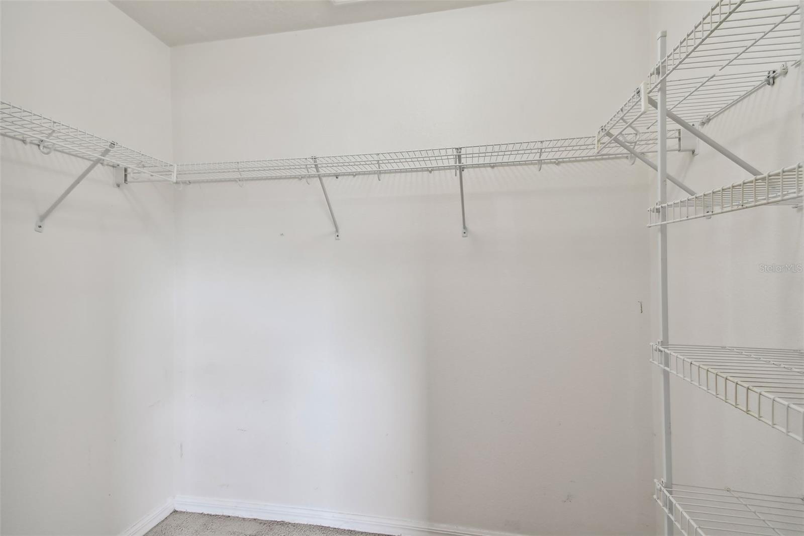 1561 E MERRICK DR, DELTONA, FL, 32738