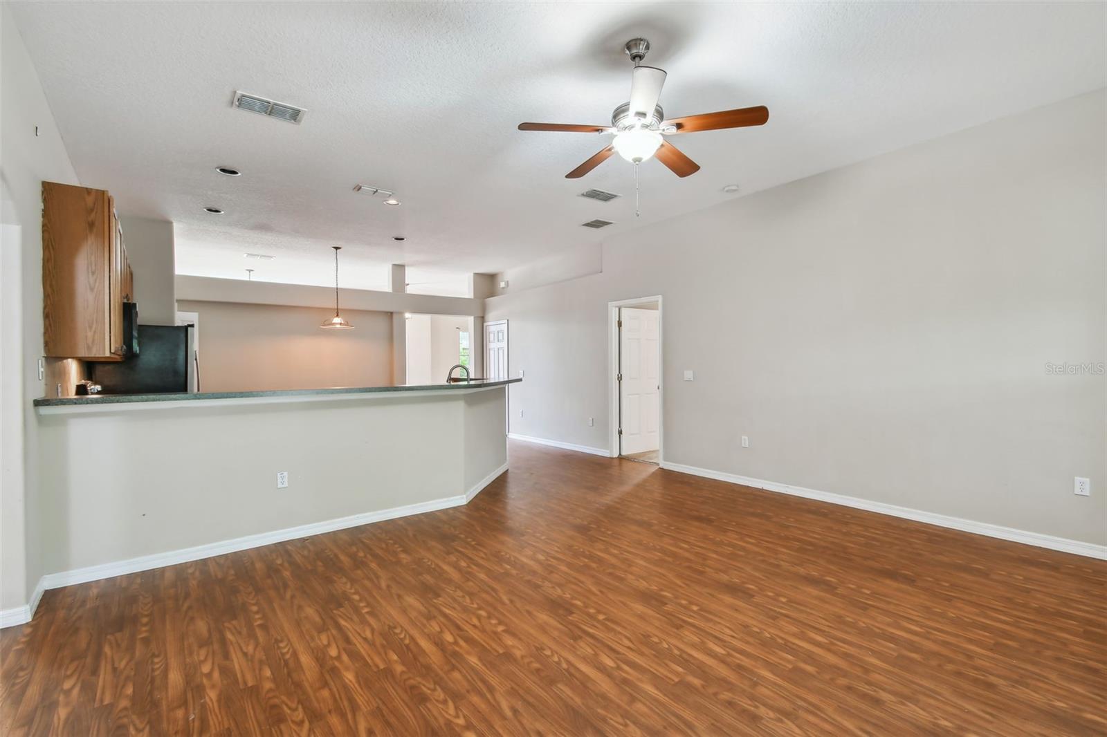 1561 E MERRICK DR, DELTONA, FL, 32738