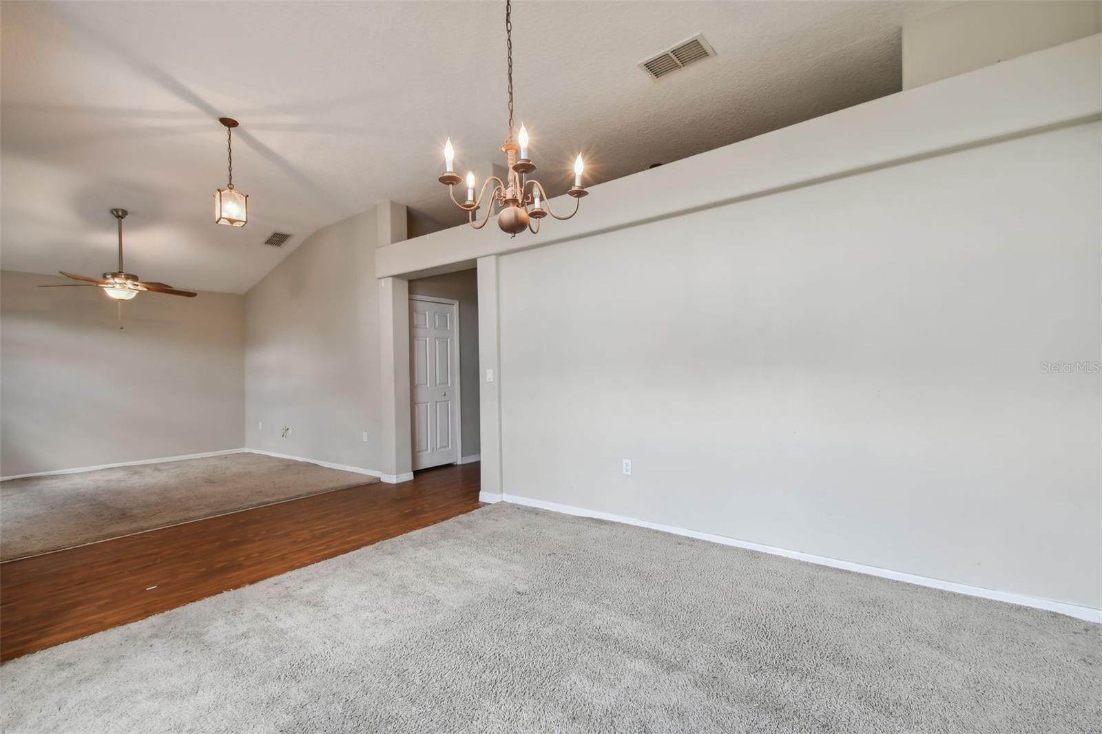 1561 E MERRICK DR, DELTONA, FL, 32738