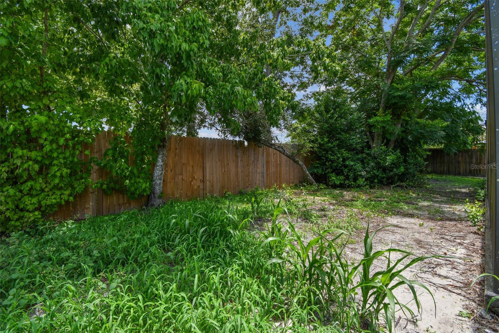 1561 E MERRICK DR, DELTONA, FL, 32738