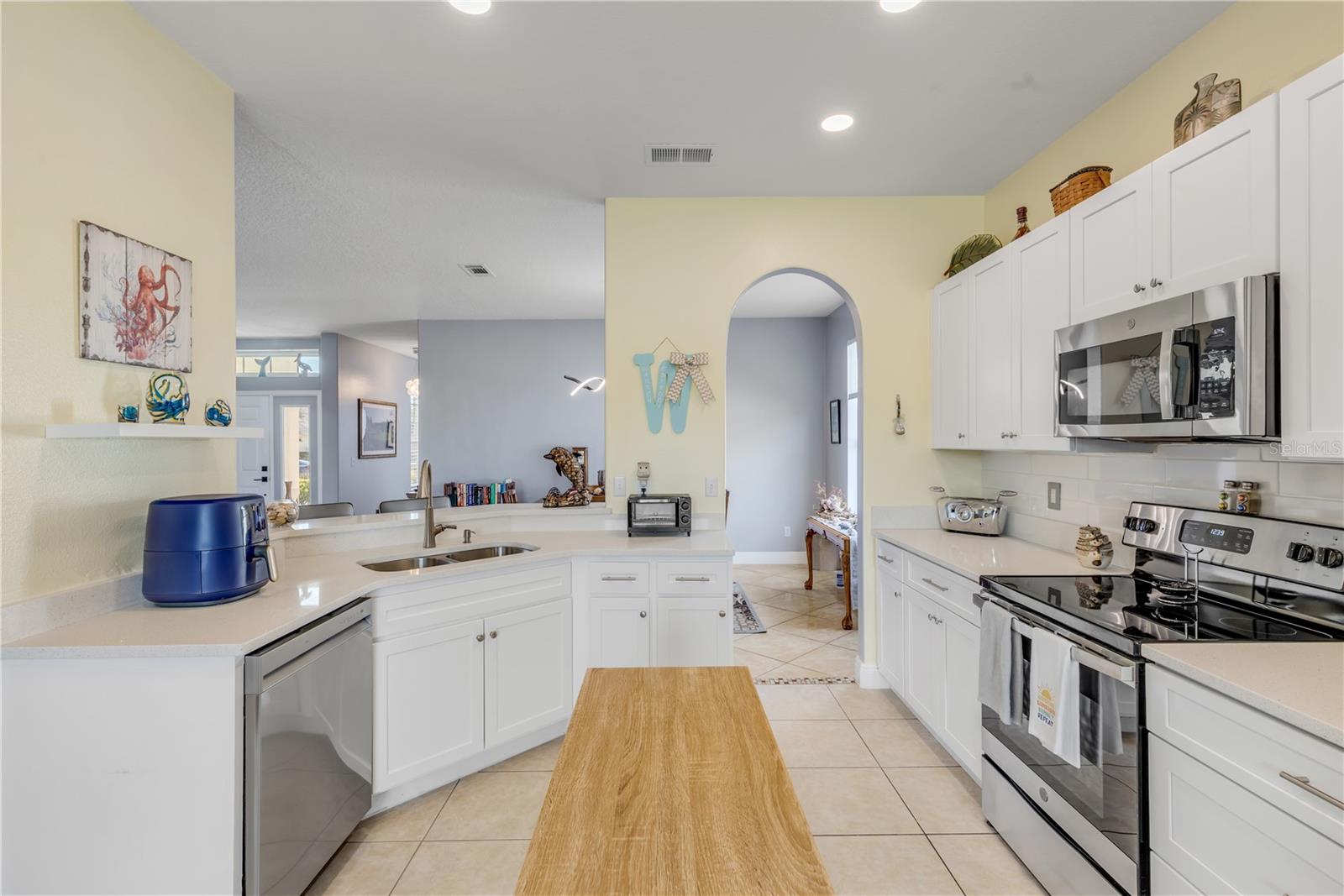 341 PERFECT DR, DAYTONA BEACH, FL, 32124