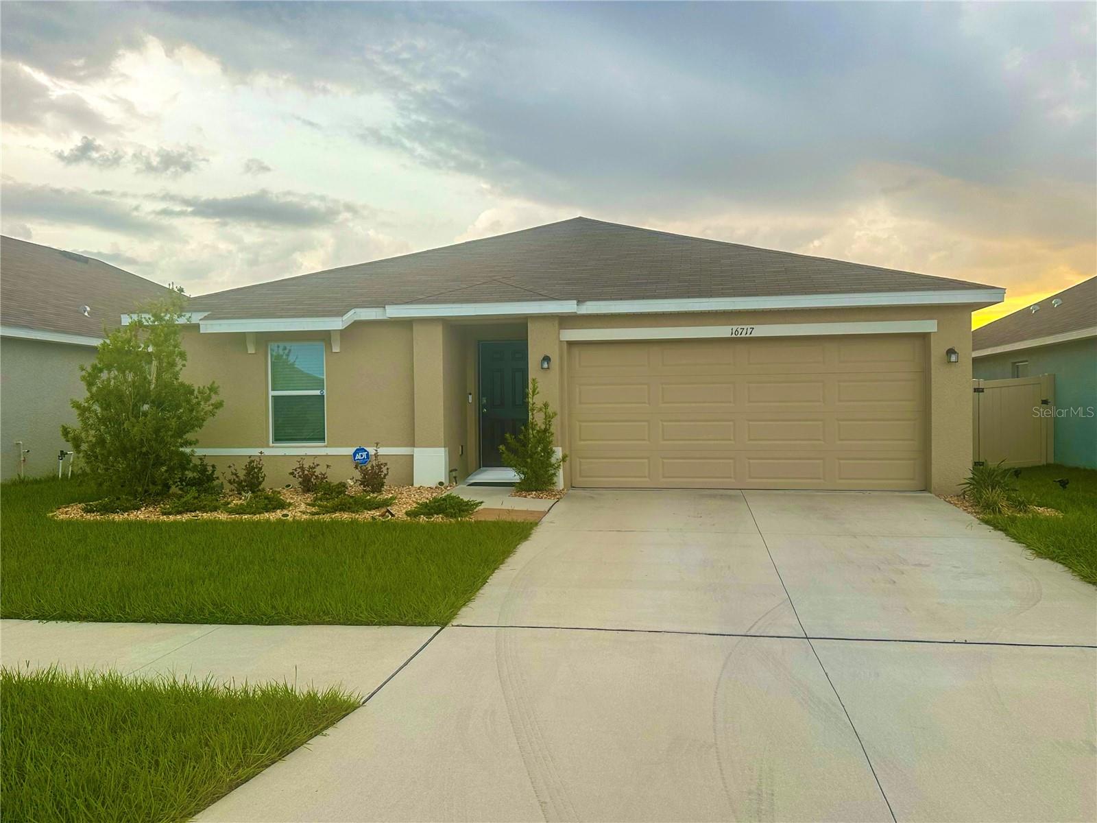 16717 PARKER RIVER ST, WIMAUMA, FL, 33598