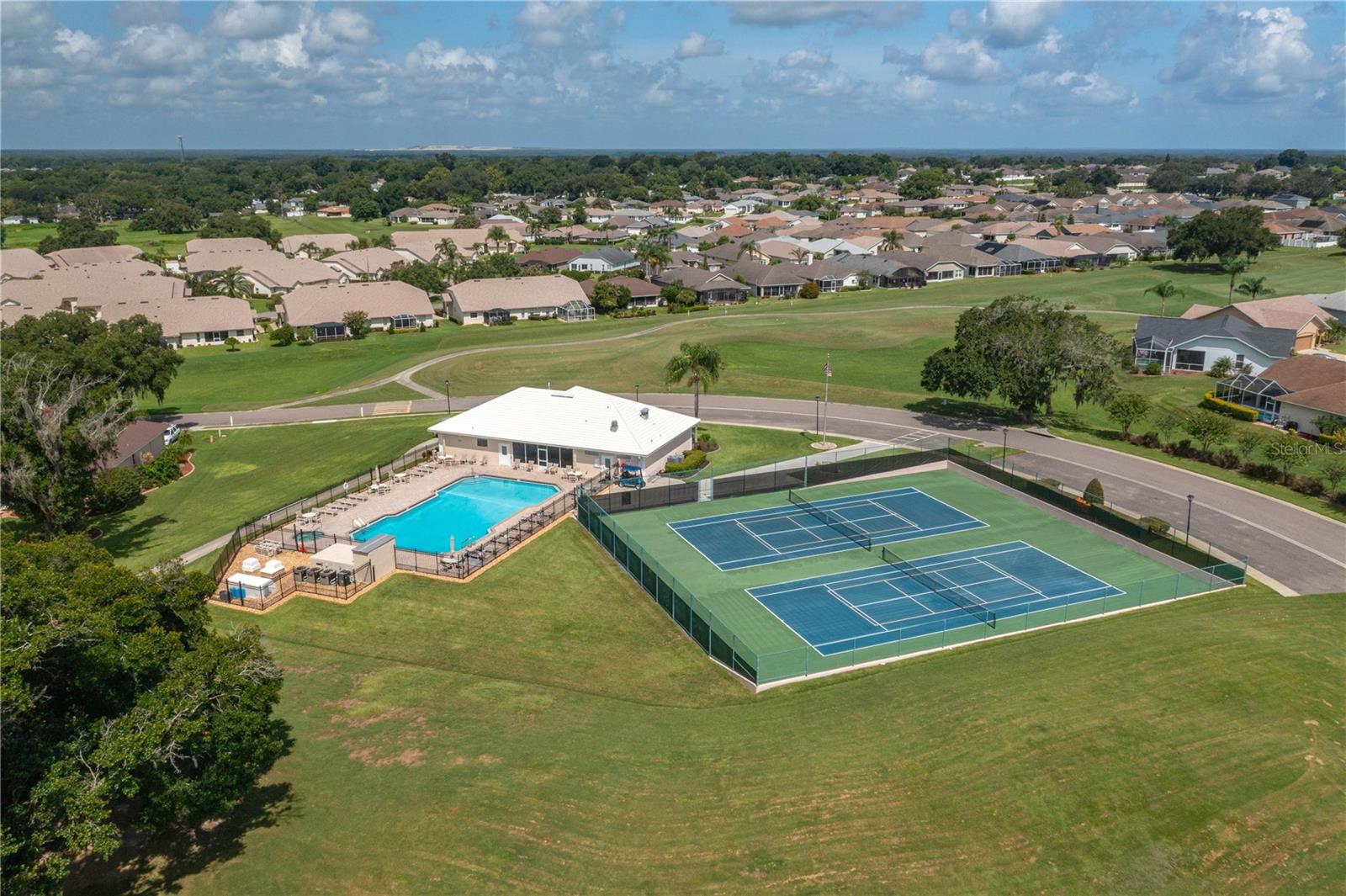 6803 HERMITAGE DR, LAKELAND, FL, 33810