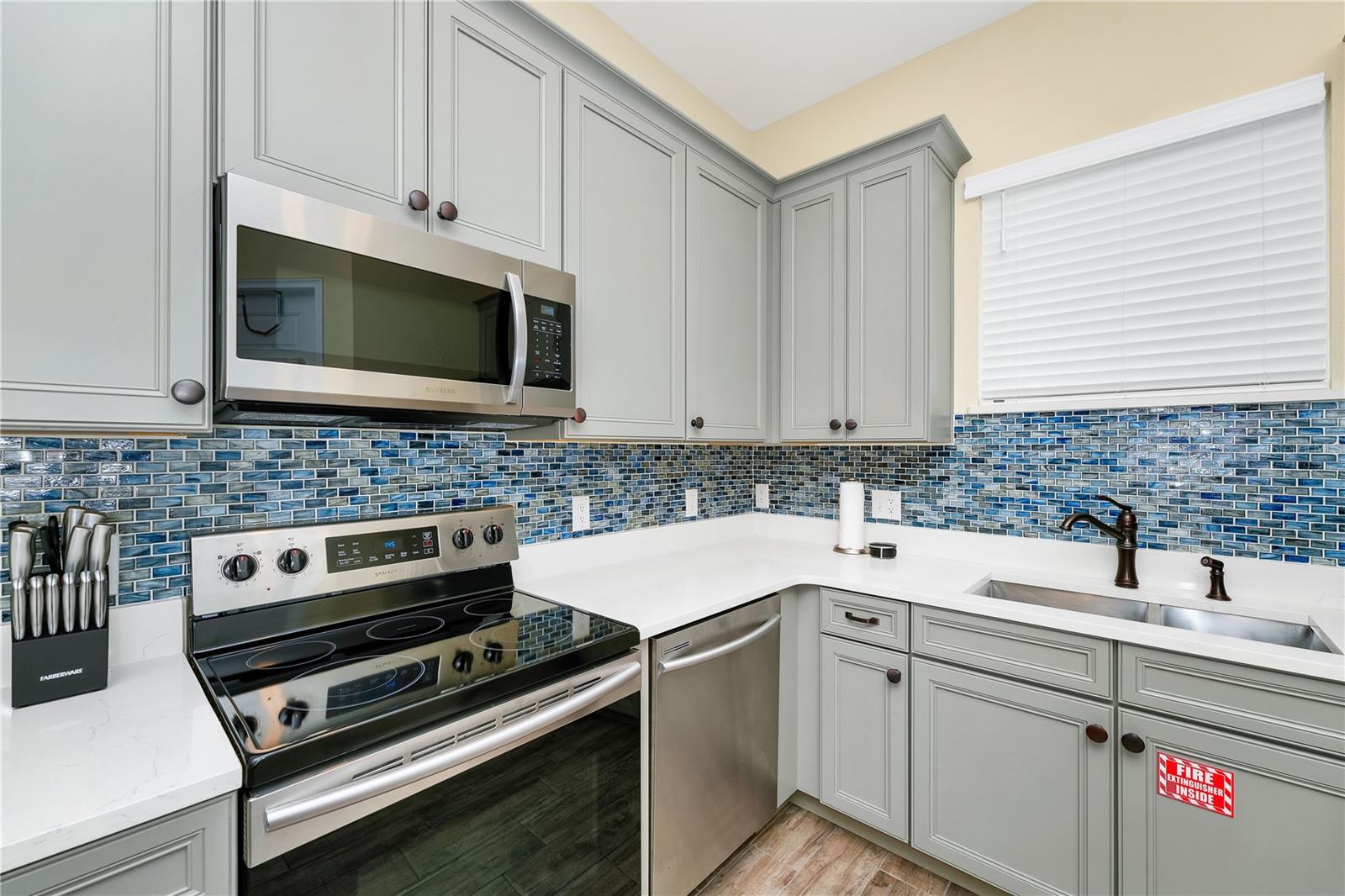 8024 SURF ST, KISSIMMEE, FL, 34747