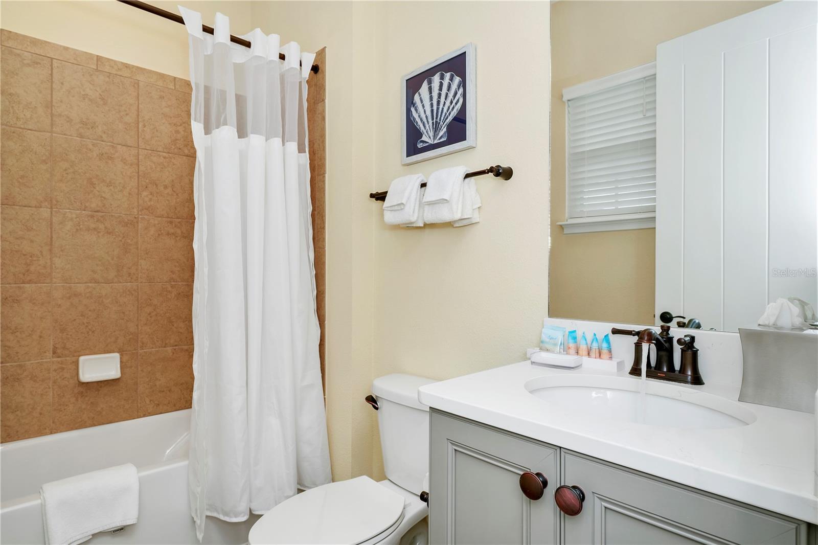 8024 SURF ST, KISSIMMEE, FL, 34747