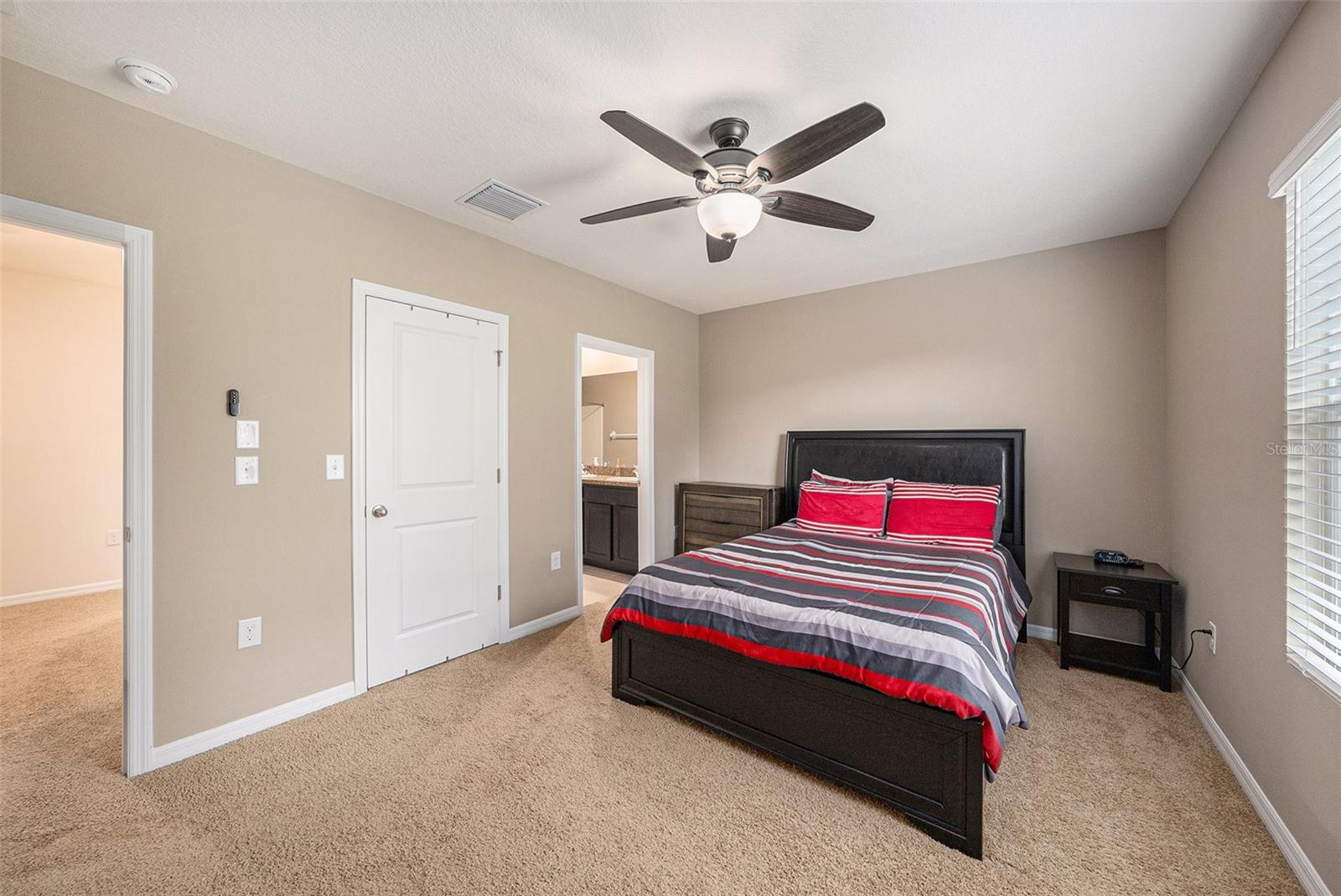 1898 HOVENWEEP RD, WESLEY CHAPEL, FL, 33543