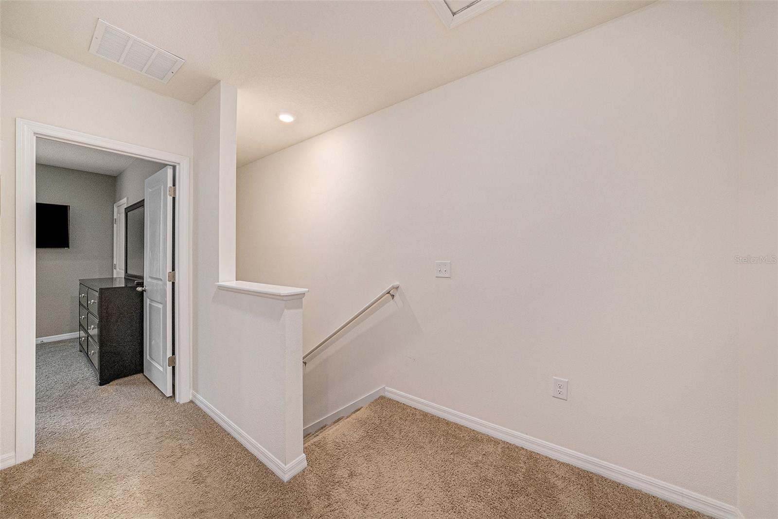 1898 HOVENWEEP RD, WESLEY CHAPEL, FL, 33543