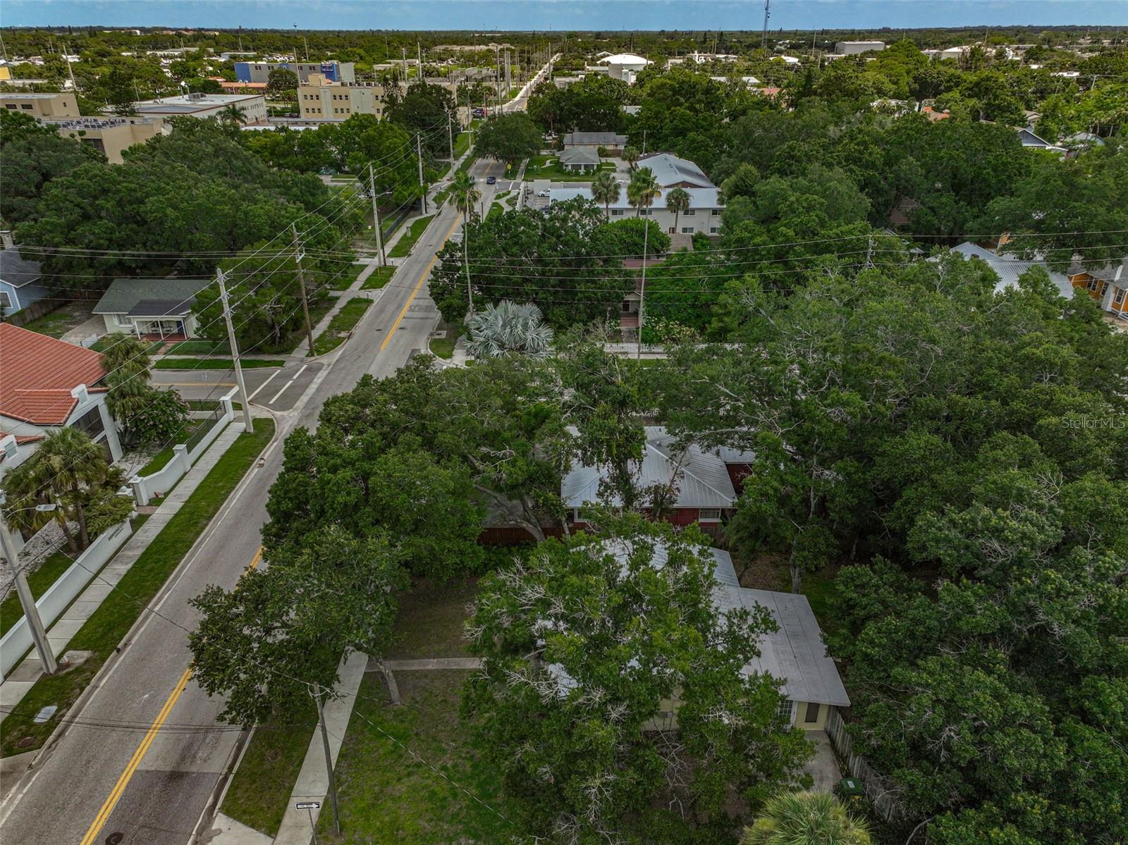 628 N ORANGE AVE, SARASOTA, FL, 34236