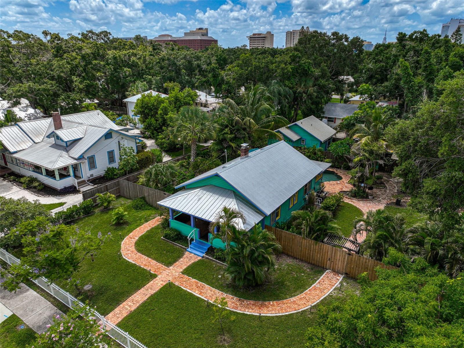 628 N ORANGE AVE, SARASOTA, FL, 34236