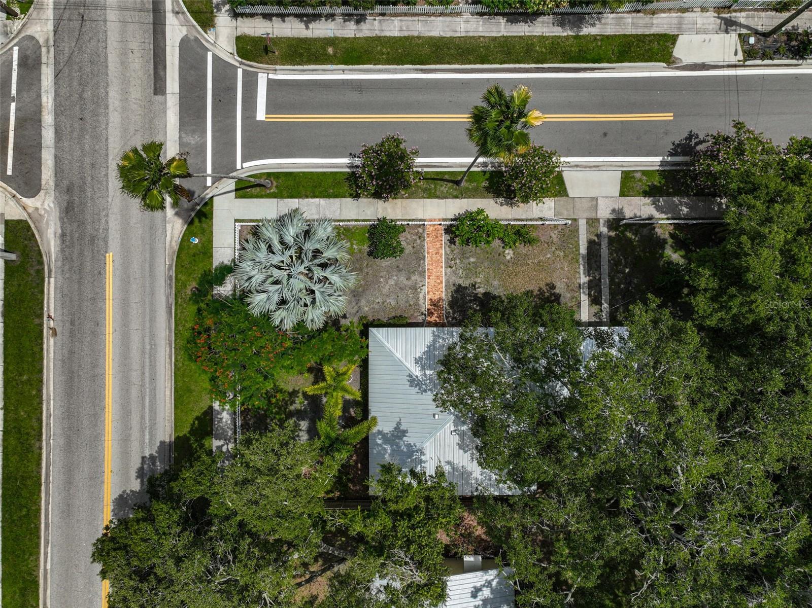 628 N ORANGE AVE, SARASOTA, FL, 34236