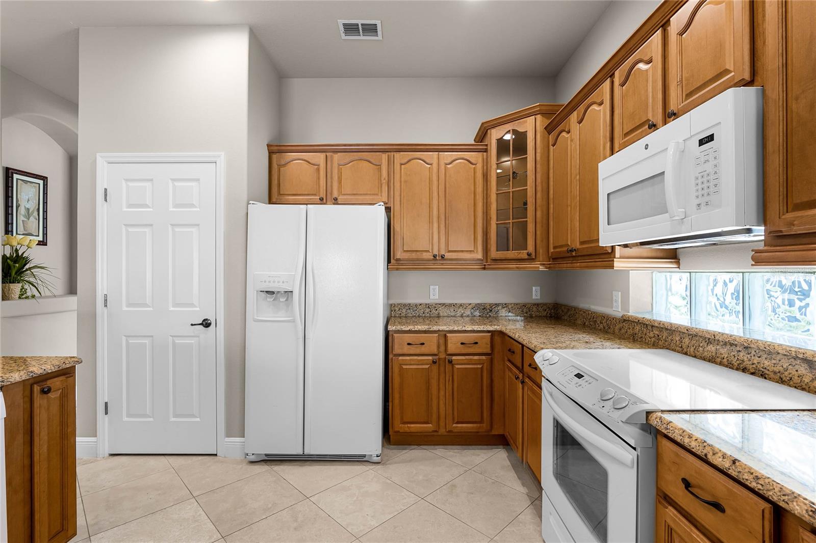 118 LOWER LAKE CT, DEBARY, FL, 32713