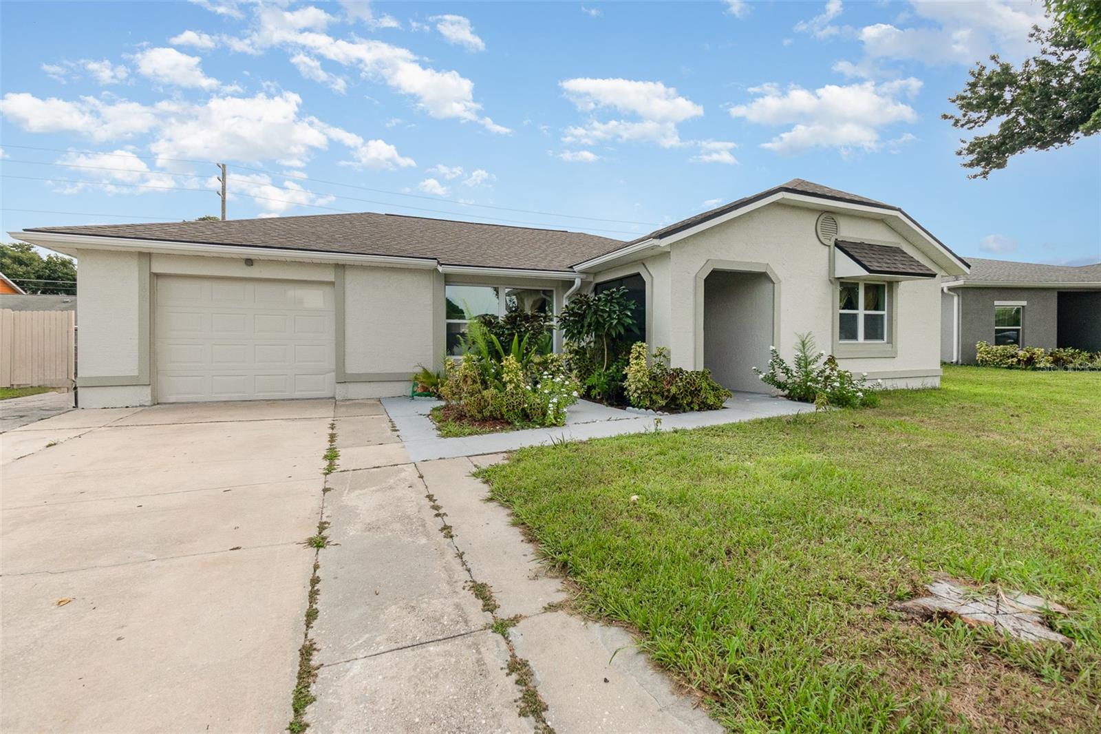 166 LA PAZ DR, KISSIMMEE, FL, 34743