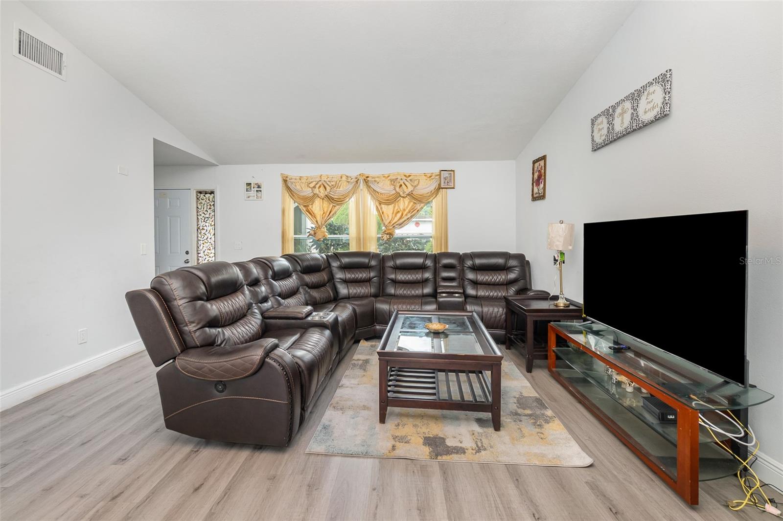 166 LA PAZ DR, KISSIMMEE, FL, 34743