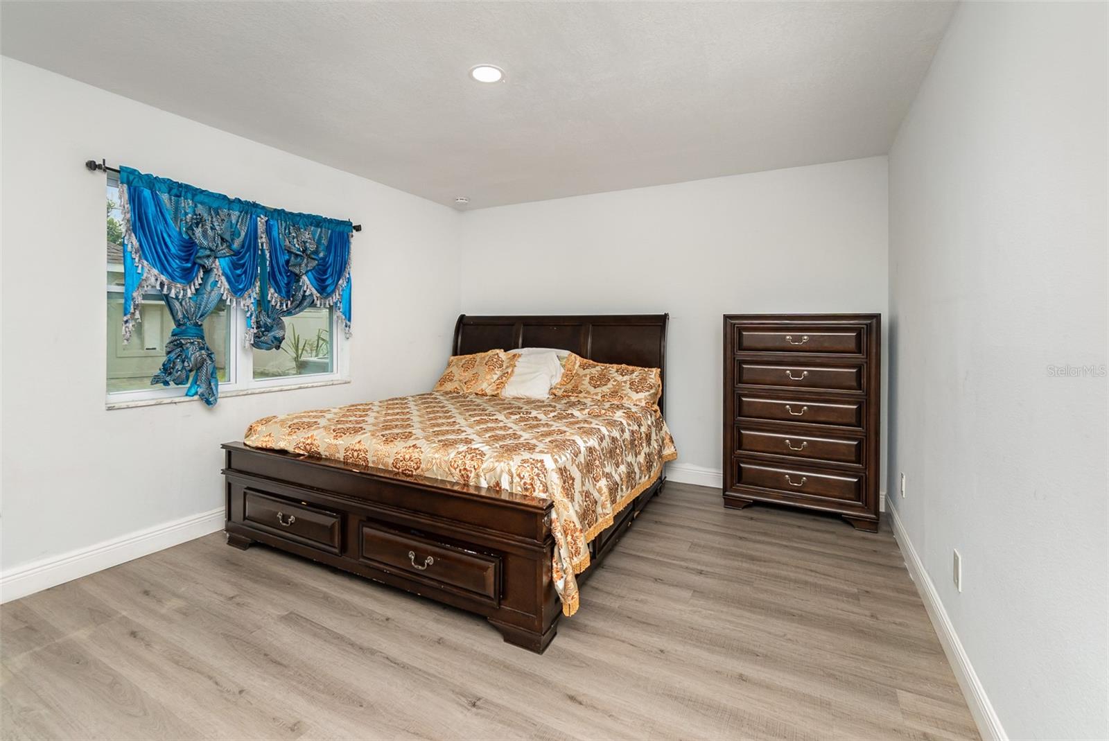 166 LA PAZ DR, KISSIMMEE, FL, 34743