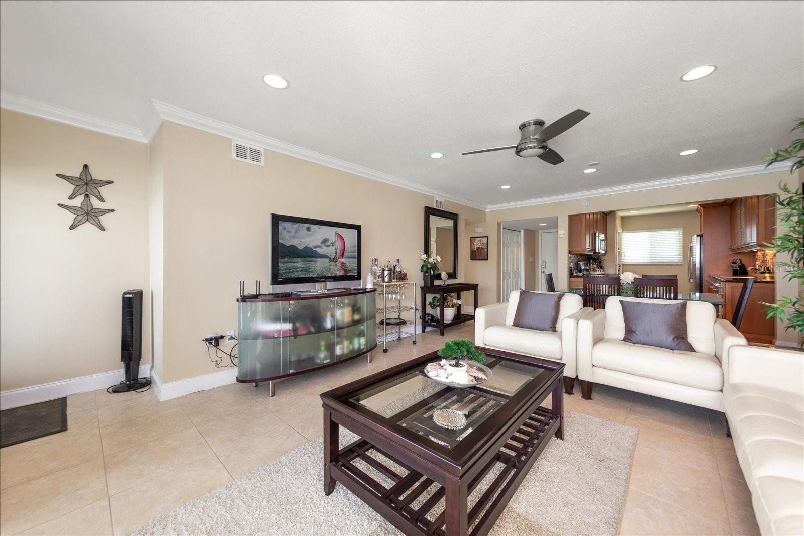 400 LARBOARD WAY #106, CLEARWATER BEACH, FL, 33767