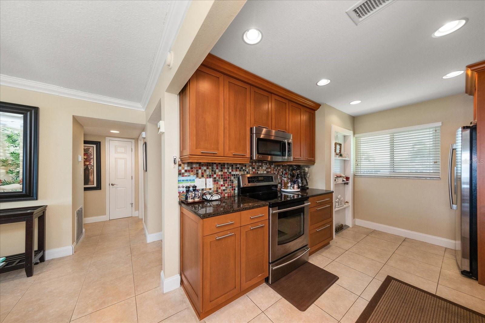 400 LARBOARD WAY #106, CLEARWATER BEACH, FL, 33767